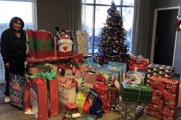 Interactive Resources Holiday Adopted Families Gift-Giving